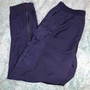 size medium Stella Mccartney silk joggers! 🌀